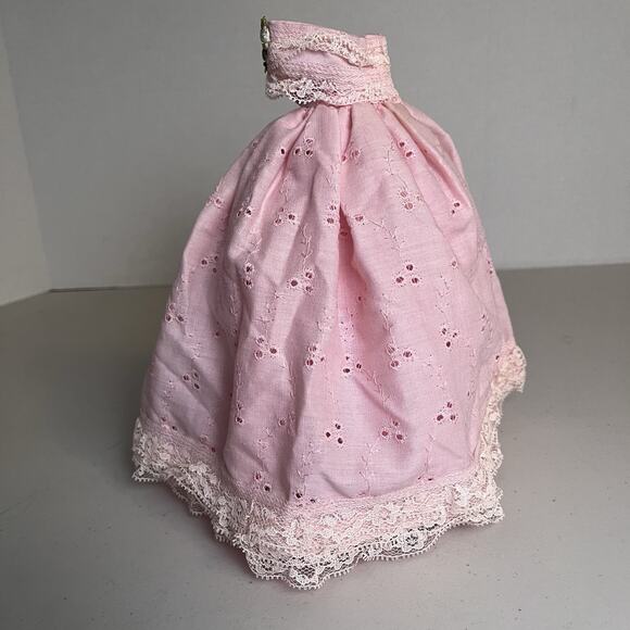 Vintage Handmade Barbie Size Southern Belle Dress Pink Eyelet Lace Floral OOAK - Picture 9 of 13